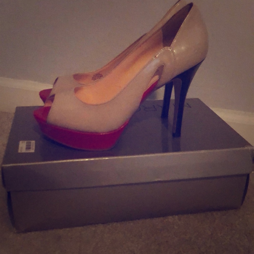 Marc Fisher Multi colored Peek a toe Pumps